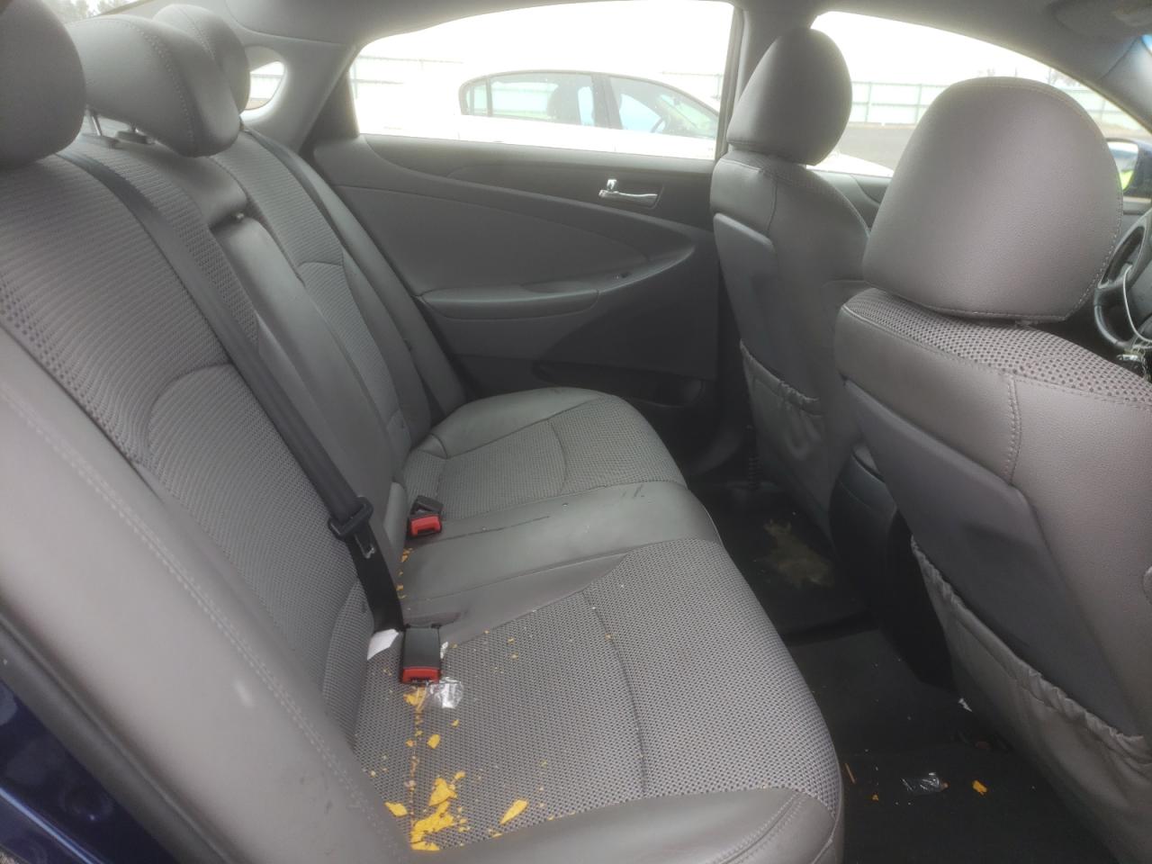 Photo 6 from auction – 2012 HYUNDAI SONATA SE with VIN 5NPEC4AB4CH406813
