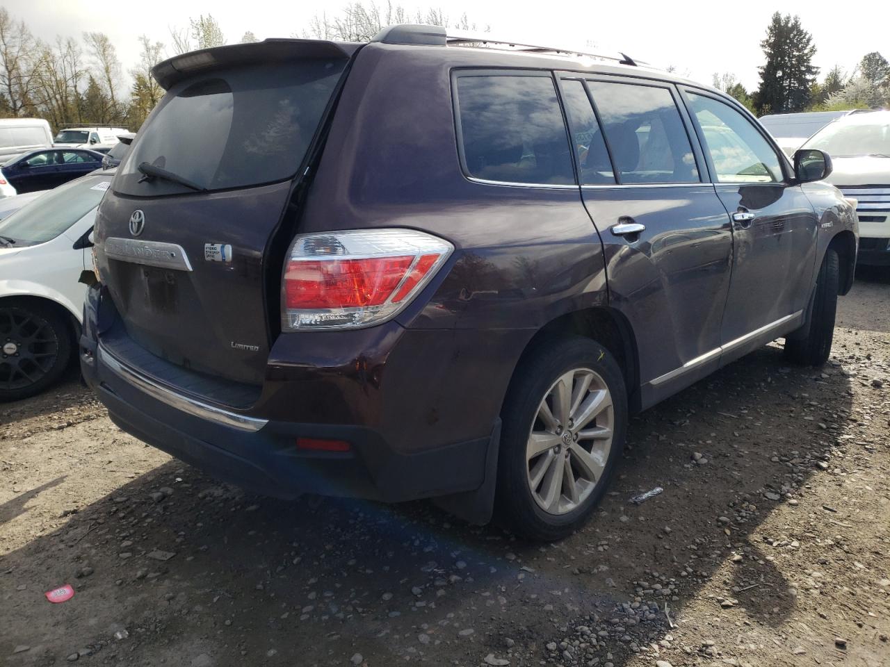 Photo 4 from auction – 2013 TOYOTA HIGHLANDER with VIN JTEDC3EHXD2017869