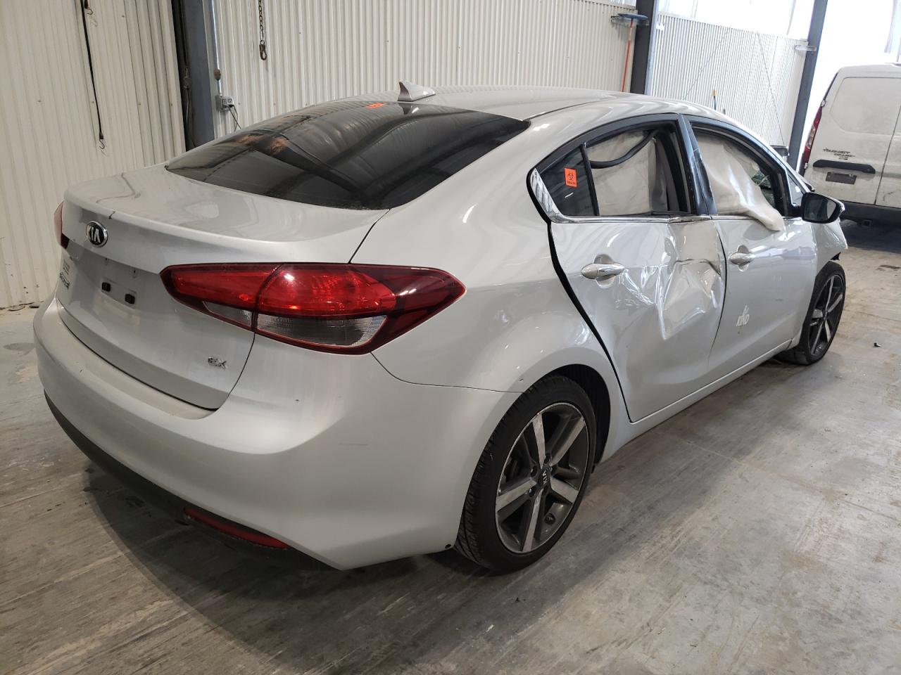 Photo 4 from auction – 2017 KIA FORTE EX with VIN 3KPFL4A89HE050797