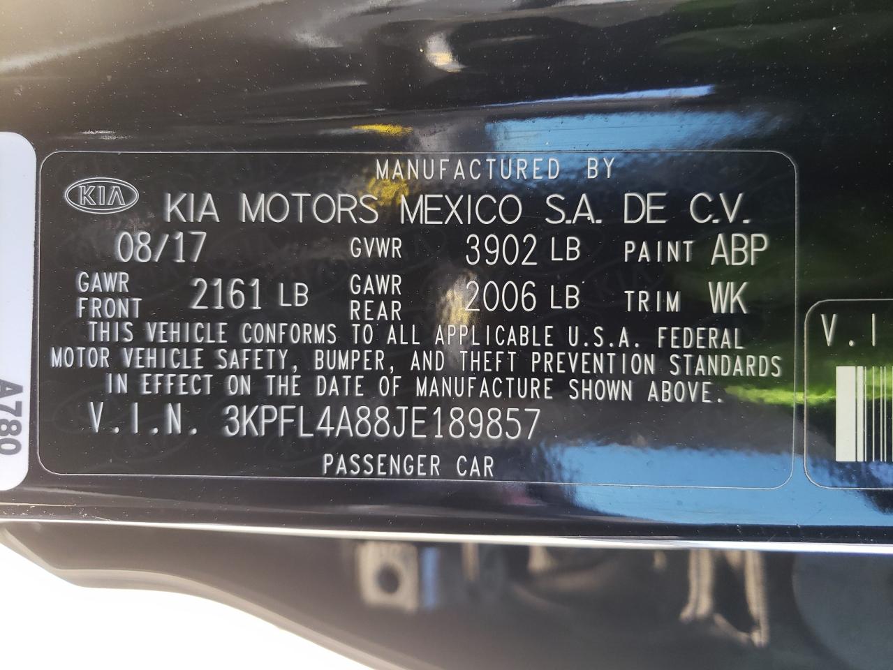 Photo 10 from auction – 2018 KIA FORTE EX with VIN 3KPFL4A88JE189857