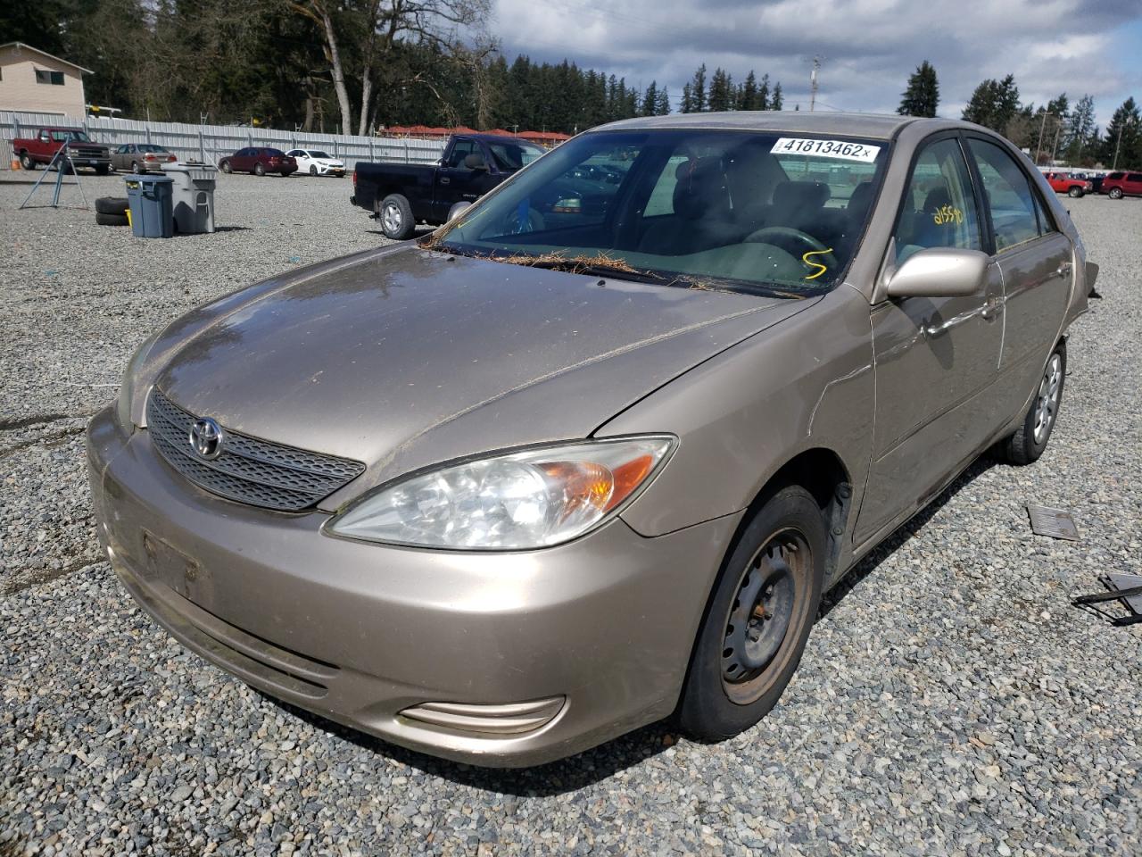 Photo 2 from auction – 2002 TOYOTA CAMRY LE with VIN JTDBE32K720040797