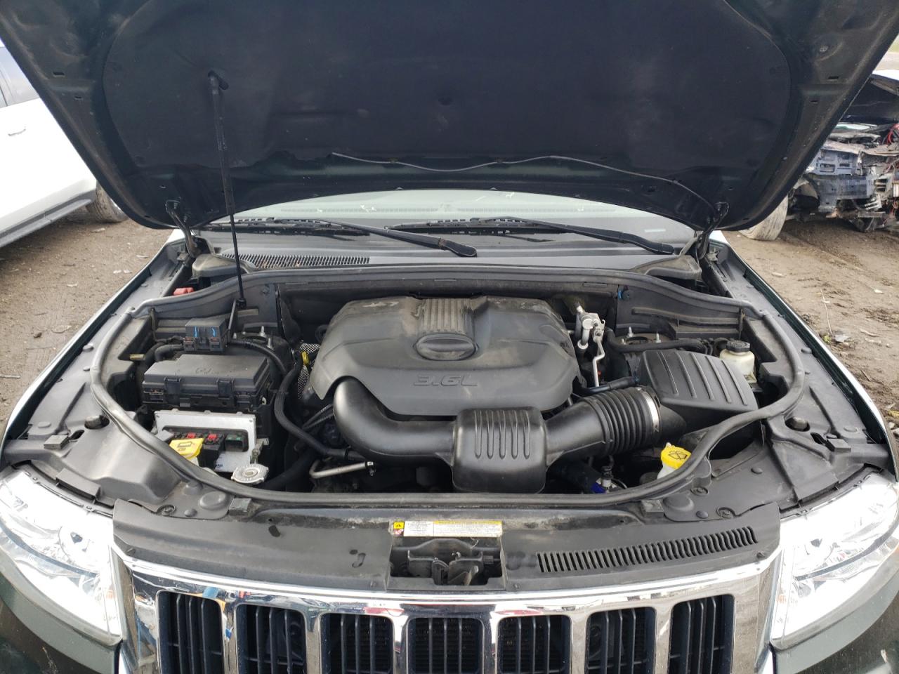 Photo 7 from auction – 2011 JEEP GRAND CHER with VIN 1J4RR4GG2BC582525