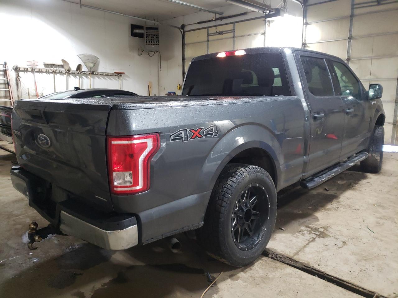 Photo 4 from auction – 2016 FORD F150 SUPER with VIN 1FTFW1EF3GFD23557