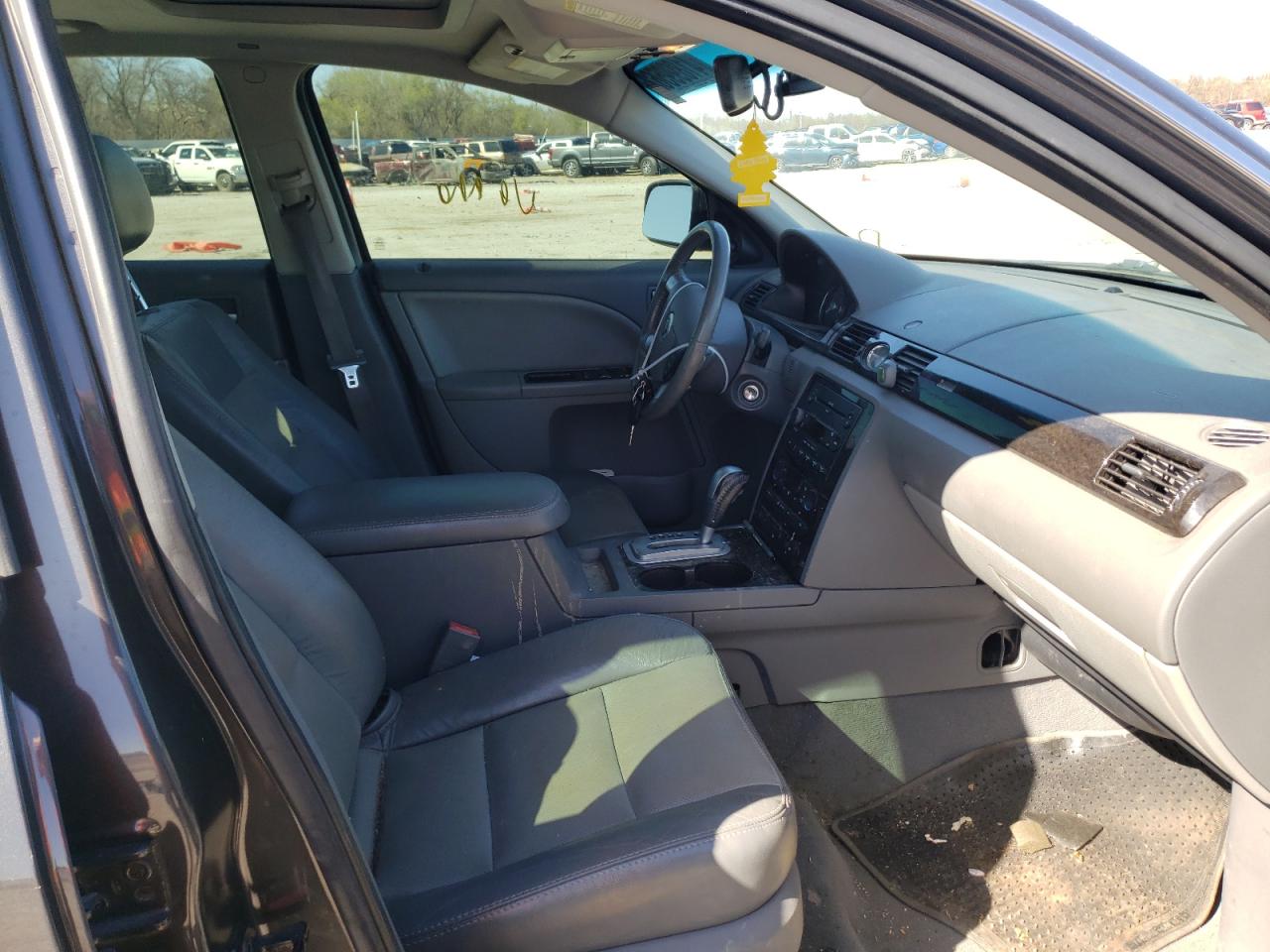 Photo 5 from auction – 2007 MERCURY MONTEGO PR with VIN 1MEHM42157G604616