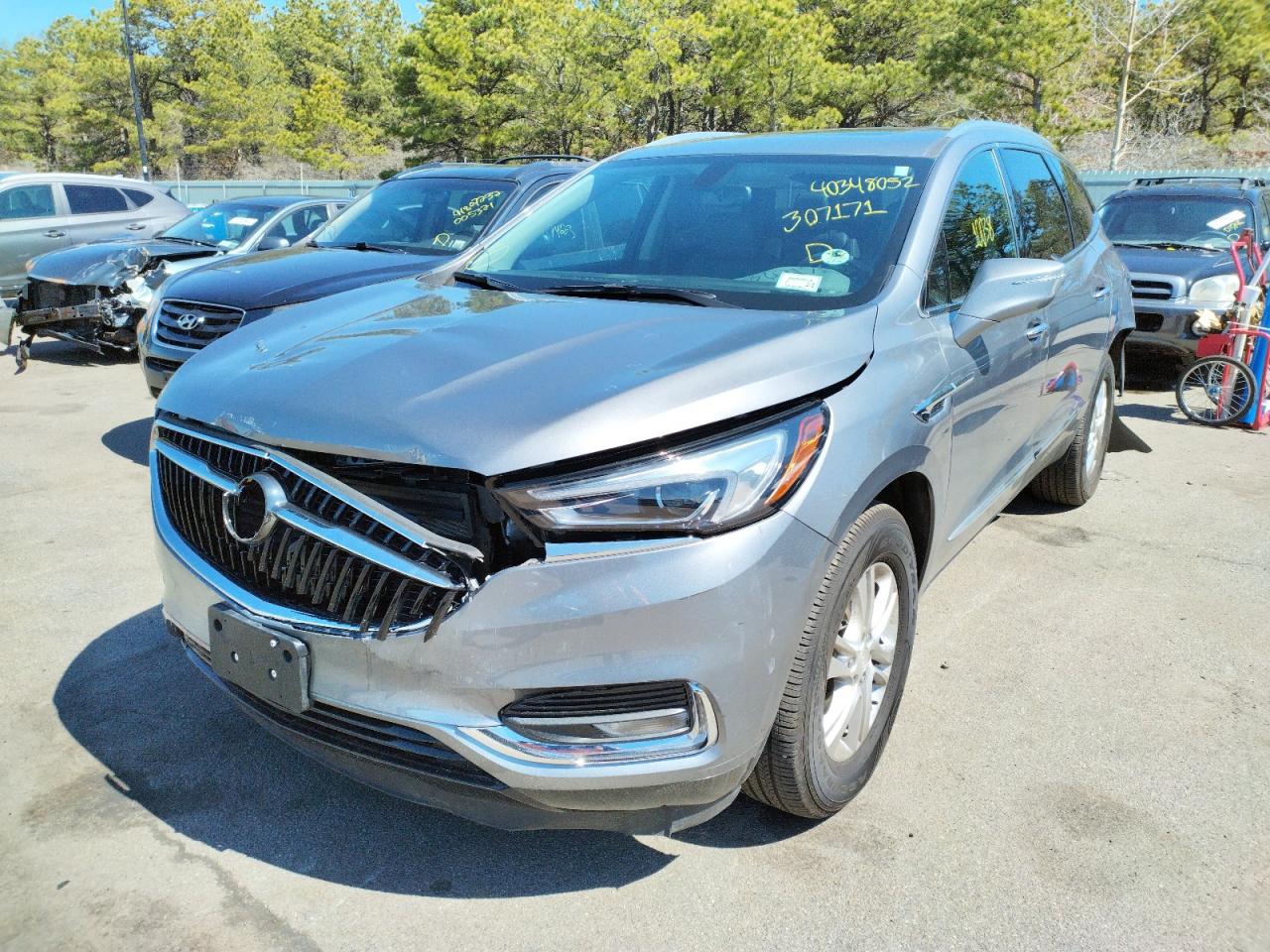 Photo 2 from auction – 2019 BUICK ENCLAVE ES with VIN 5GAEVAKW8KJ307171