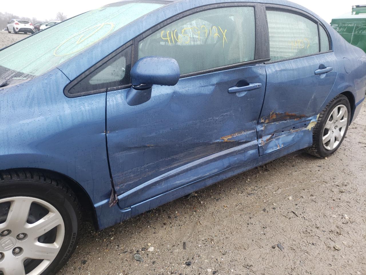 Photo 9 from auction – 2011 HONDA CIVIC LX with VIN 2HGFA1F56BH547158
