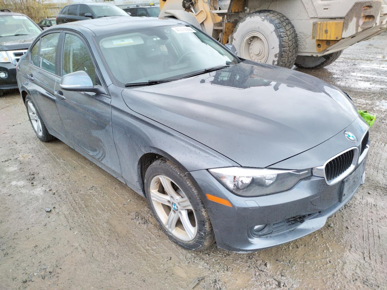 BMW 328 XI 2013 with VIN WBA3B3C54DF145705 - Photo from auction