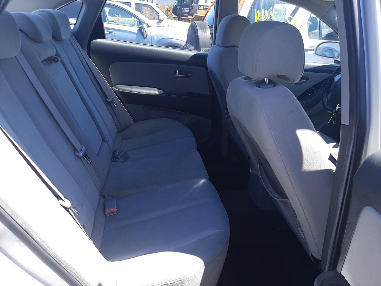 Photo 6 from auction – 2009 HYUNDAI ELANTRA with VIN KMHDU46D29U791012