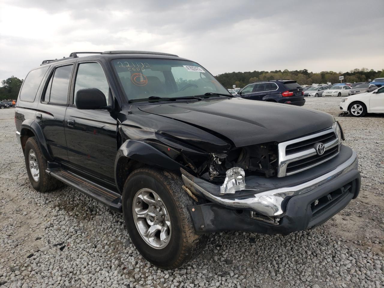 Photo 1 from auction – 2000 TOYOTA 4RUNNER SR with VIN JT3GN86R0Y0174395