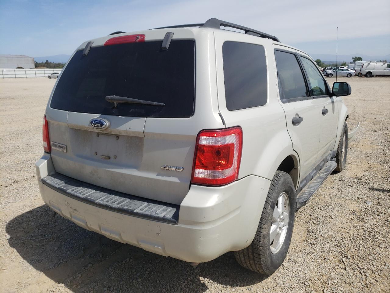 Photo 4 from auction – 2009 FORD ESCAPE XLT with VIN 1FMCU93G29KA07267