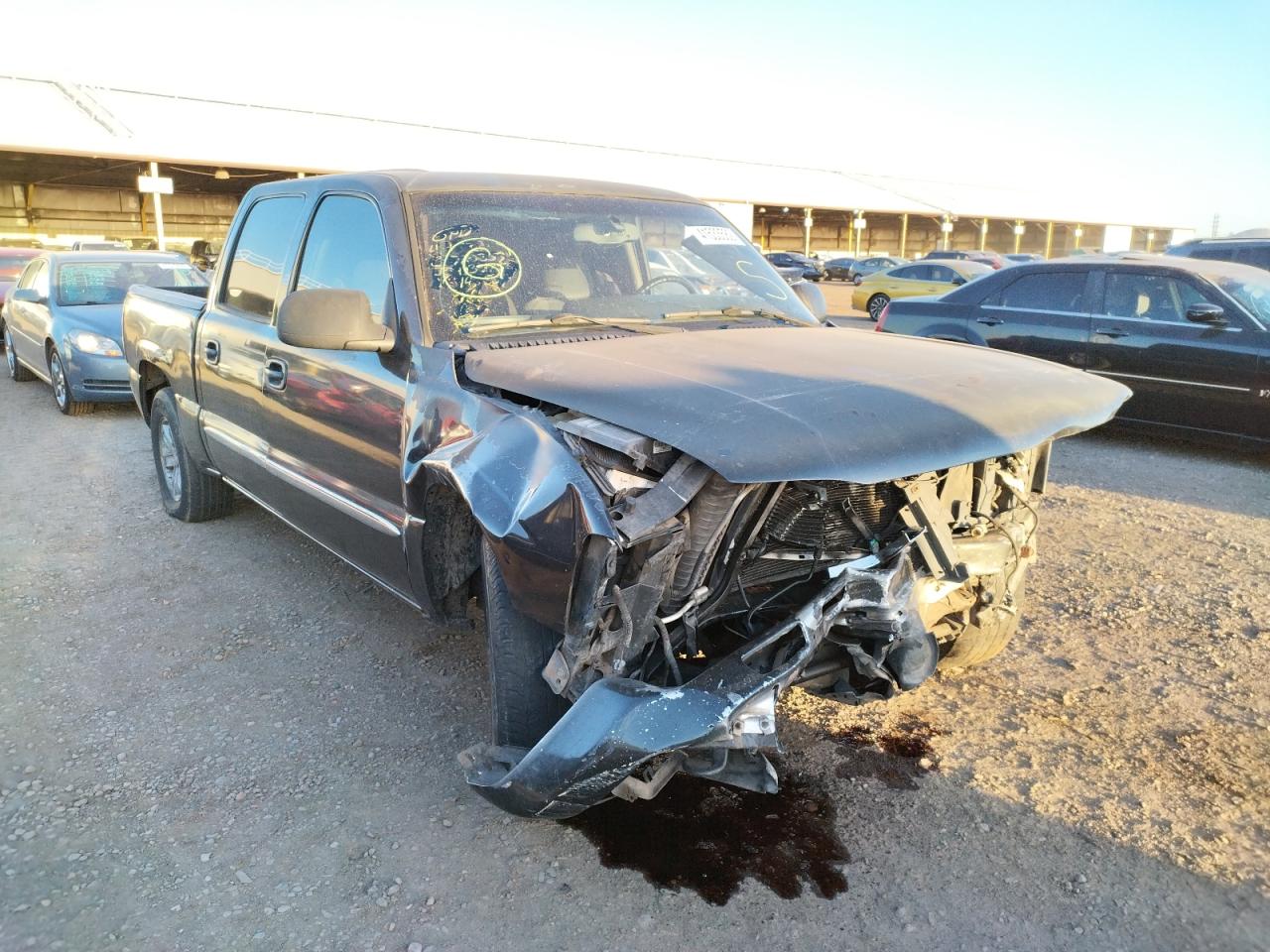 GMC NEW SIERRA 2005 with VIN 2GTEC13T551146561 - Photo from auction