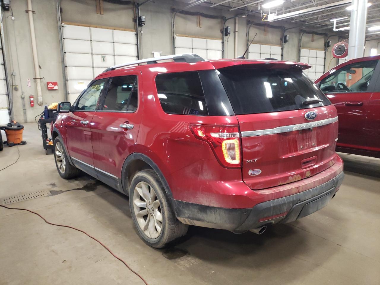 Photo 3 from auction – 2012 FORD EXPLORER X with VIN 1FMHK8D85CGA94783