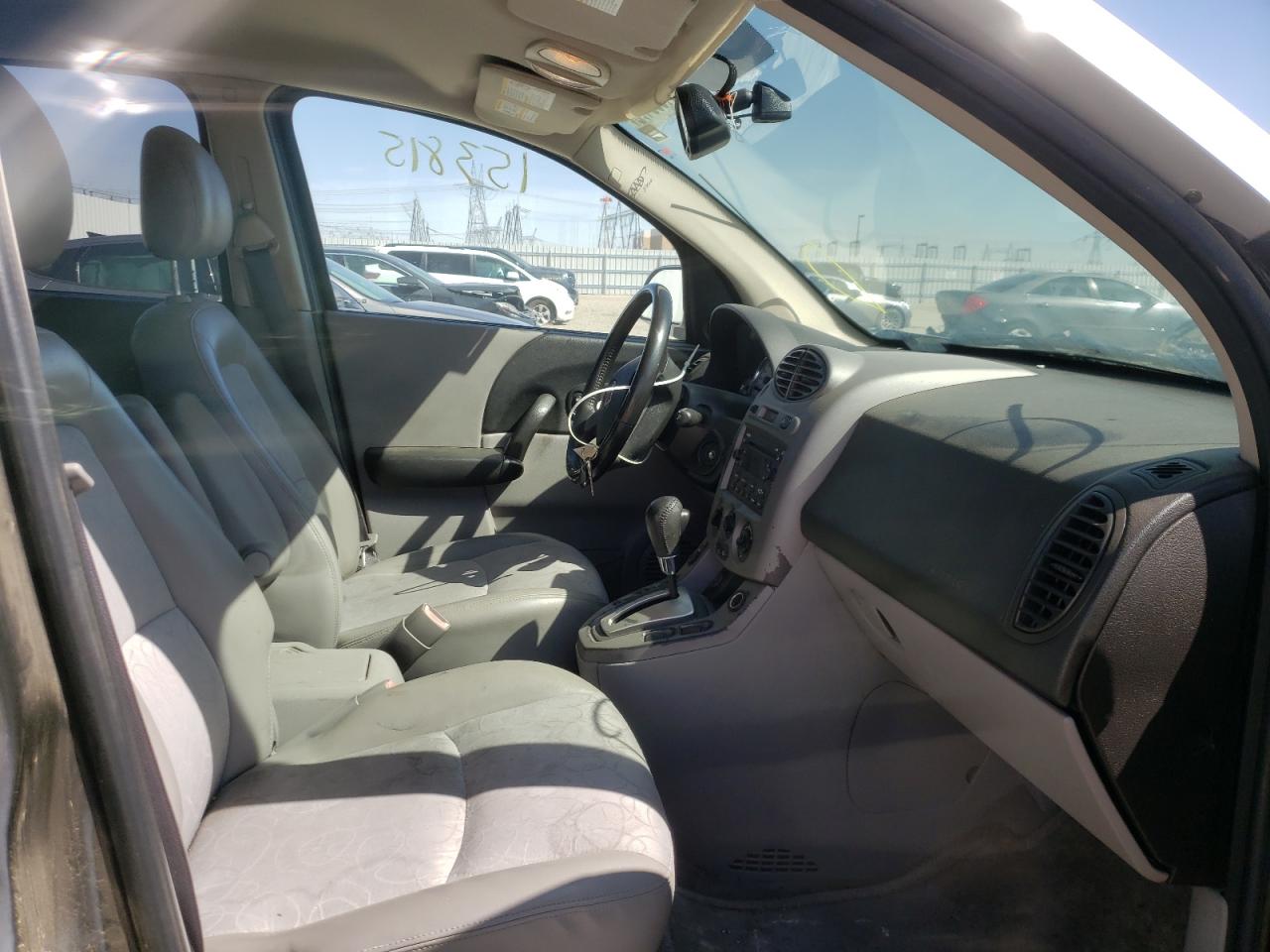 Photo 5 from auction – 2005 SATURN VUE with VIN 5GZCZ53445S805136