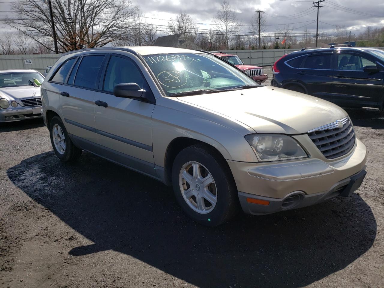 CHRYSLER PACIFICA 2005 with VIN 2C4GF48435R576528 - Photo from auction