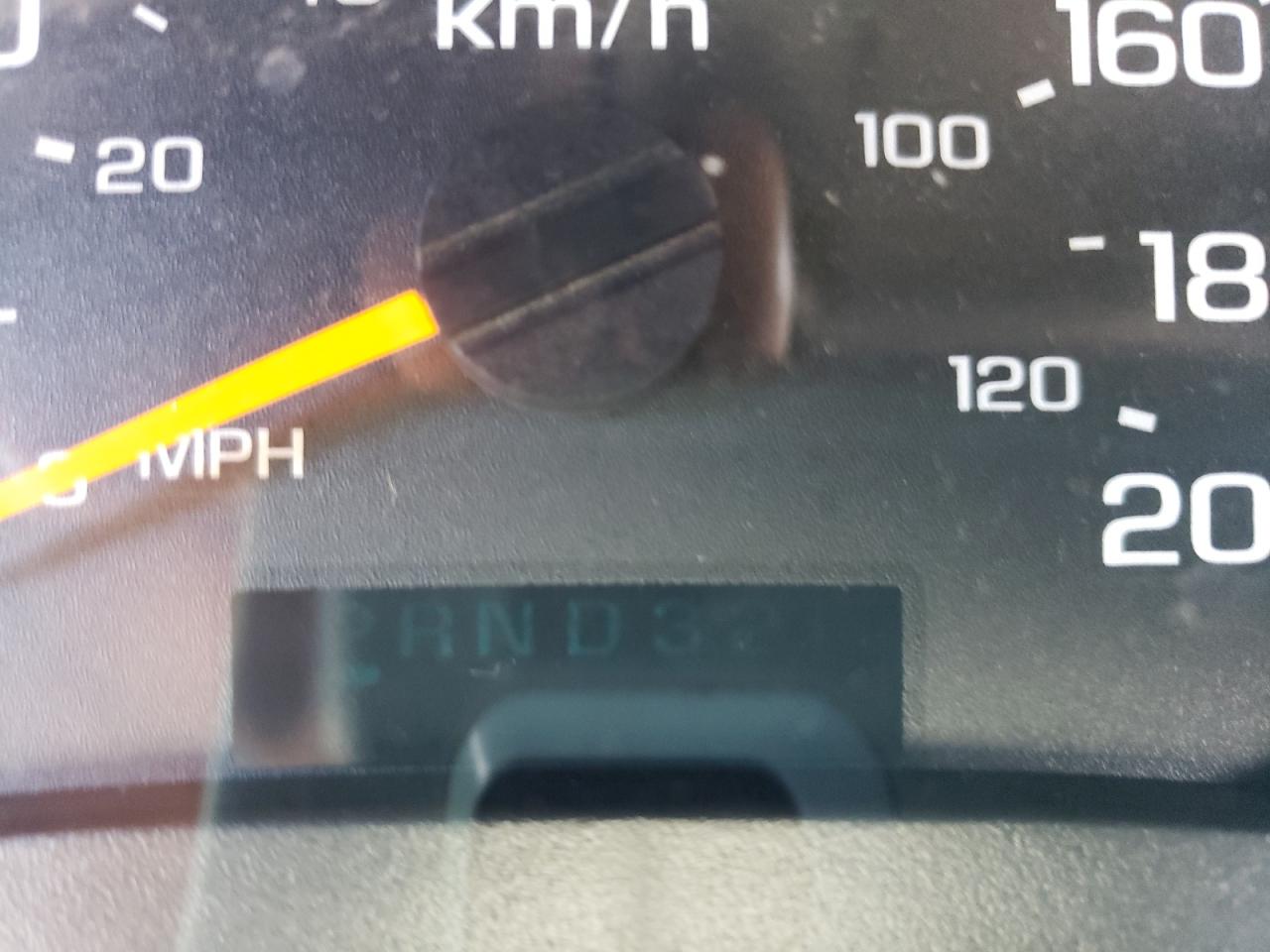 Photo 8 from auction – 2005 GMC NEW SIERRA with VIN 2GTEK13T651376306