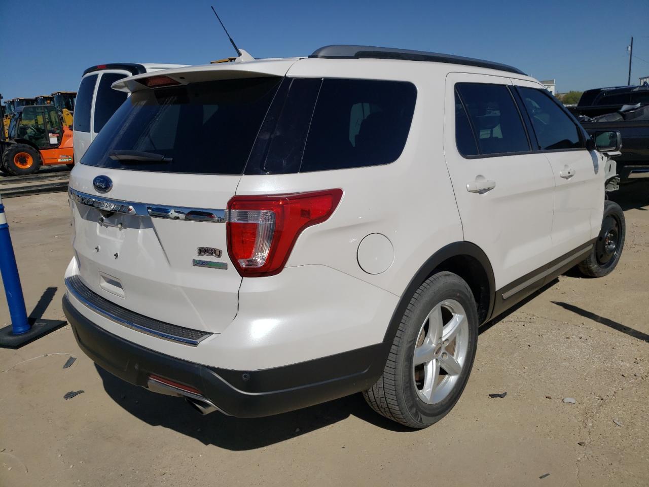 Photo 4 from auction – 2018 FORD EXPLORER X with VIN 1FM5K7DH0JGB77676