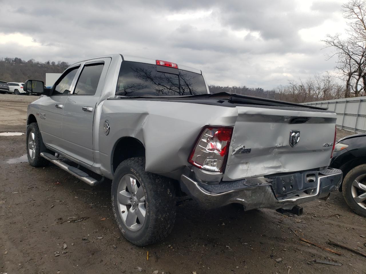Photo 3 from auction – 2015 RAM 1500 SLT with VIN 3C6RR7LT6FG666013