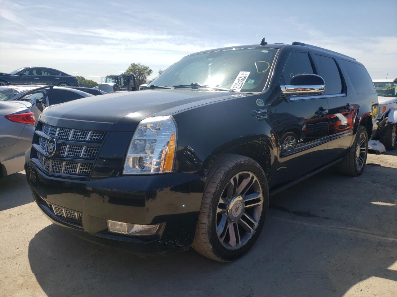 Photo 2 from auction – 2012 CADILLAC ESCALADE E with VIN 1GYS3JEF7CR250767
