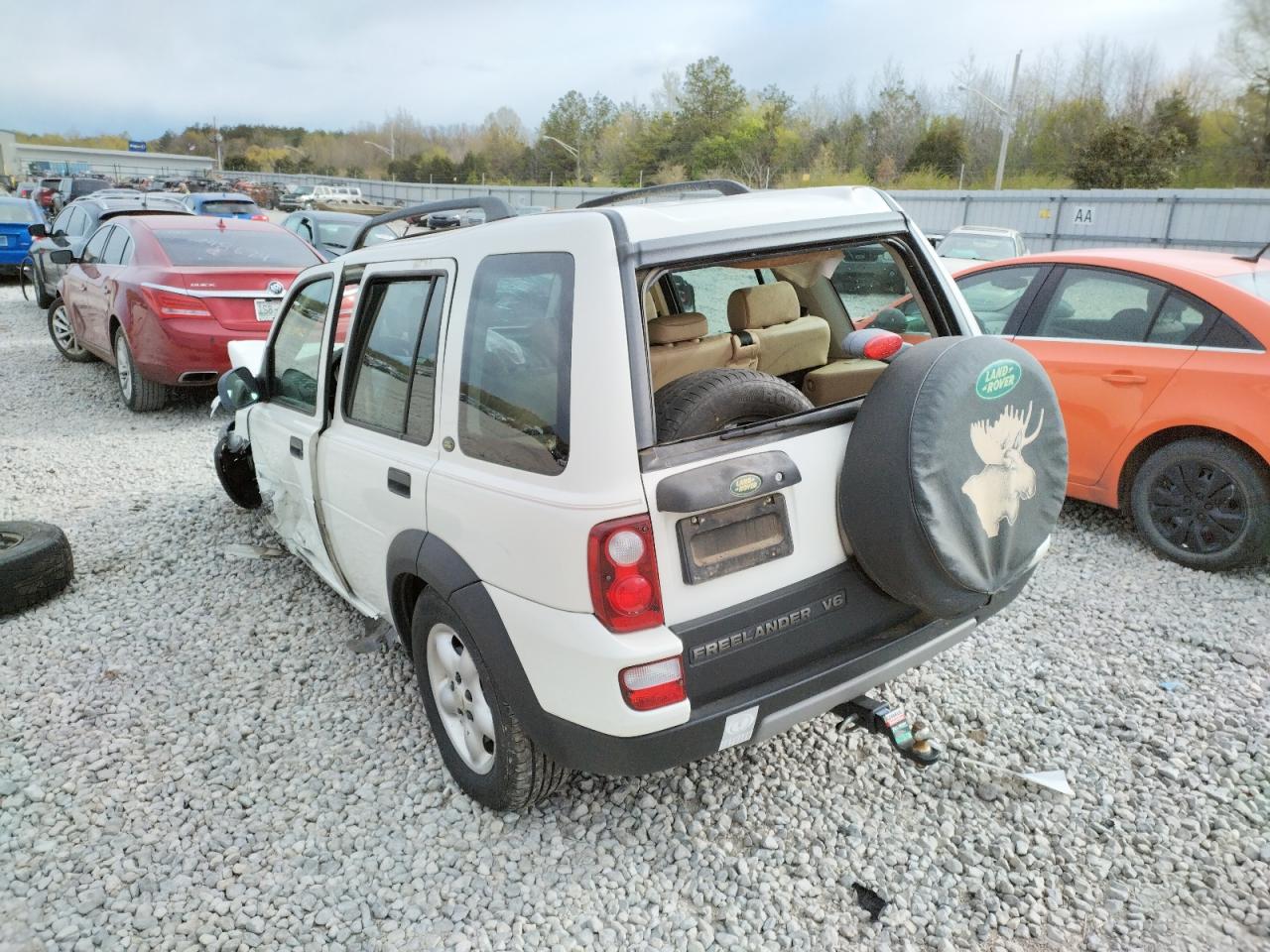 Photo 3 from auction – 2004 LAND ROVER FREELANDER with VIN SALNY22224A299461