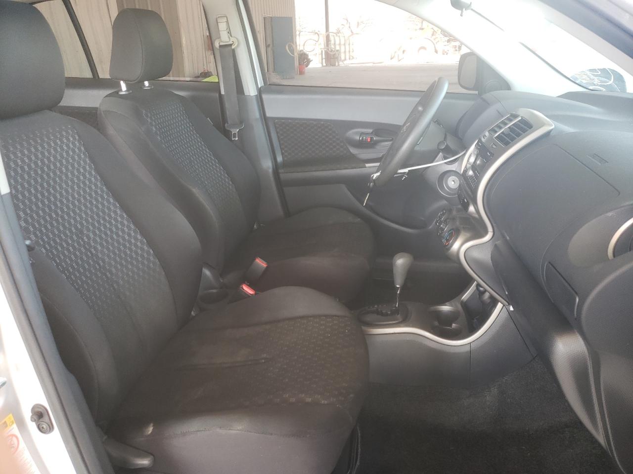 Photo 5 from auction – 2011 TOYOTA SCION XD with VIN JTKKU4B49B1010102
