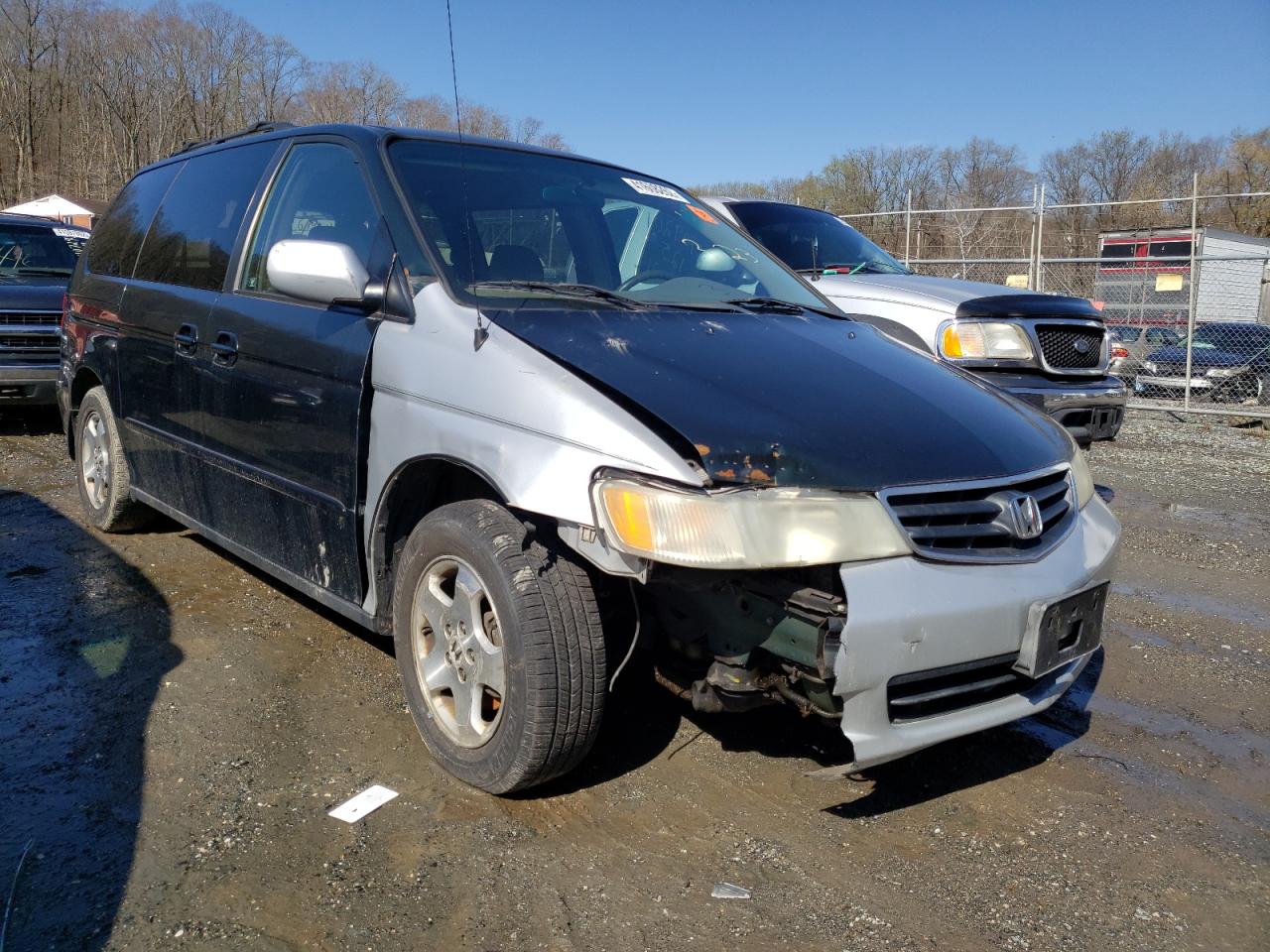 HONDA ODYSSEY EX 2001 with VIN 2HKRL18671H586021 - Photo from auction