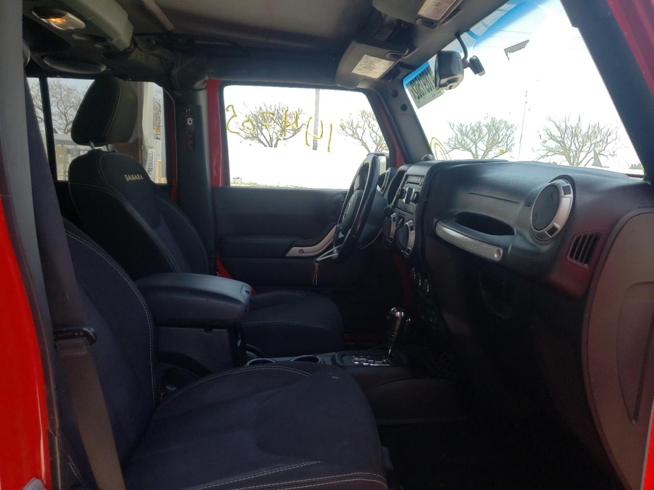 Photo 5 from auction – 2014 JEEP WRANGLER U with VIN 1C4BJWEG0EL240265