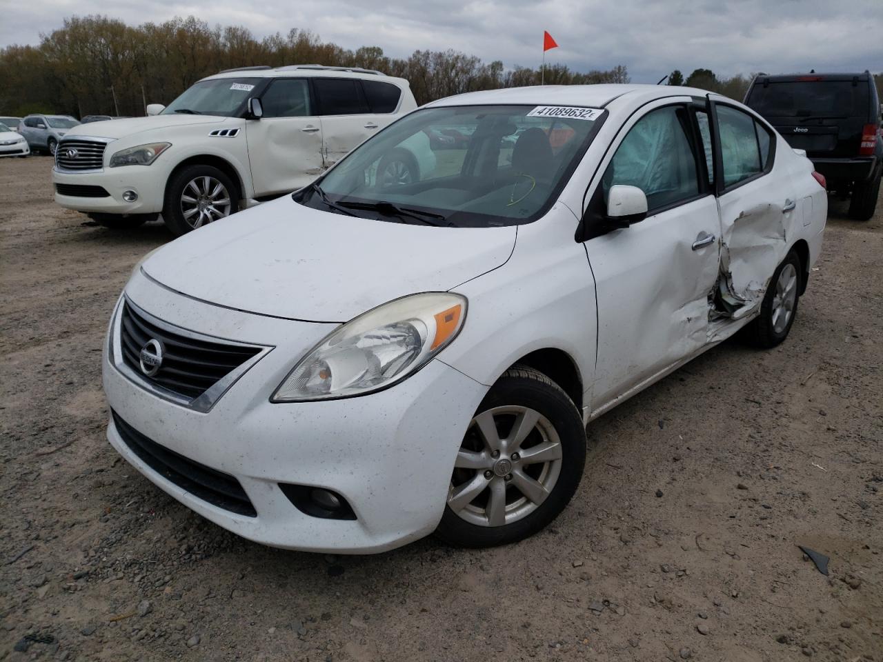 Photo 2 from auction – 2013 NISSAN VERSA S with VIN 3N1CN7AP8DL860775