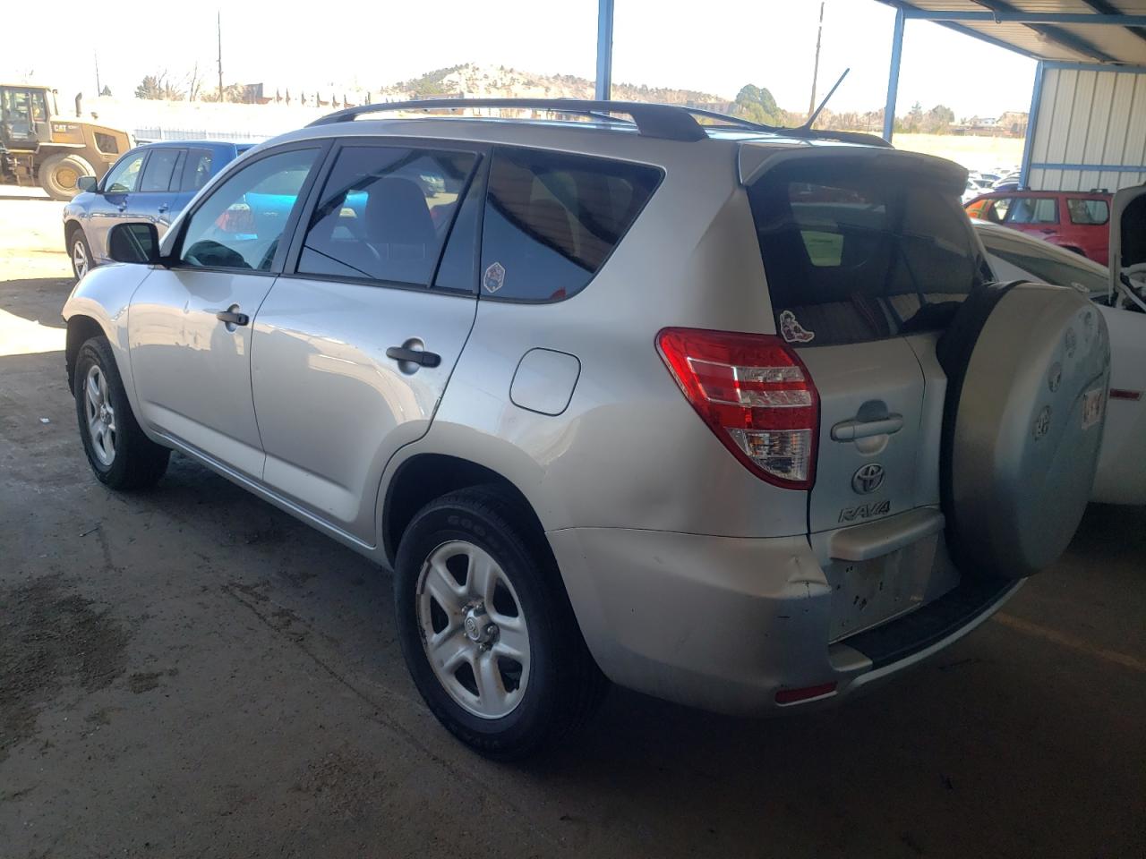 Photo 3 from auction – 2011 TOYOTA RAV4 with VIN 2T3BF4DV4BW177248