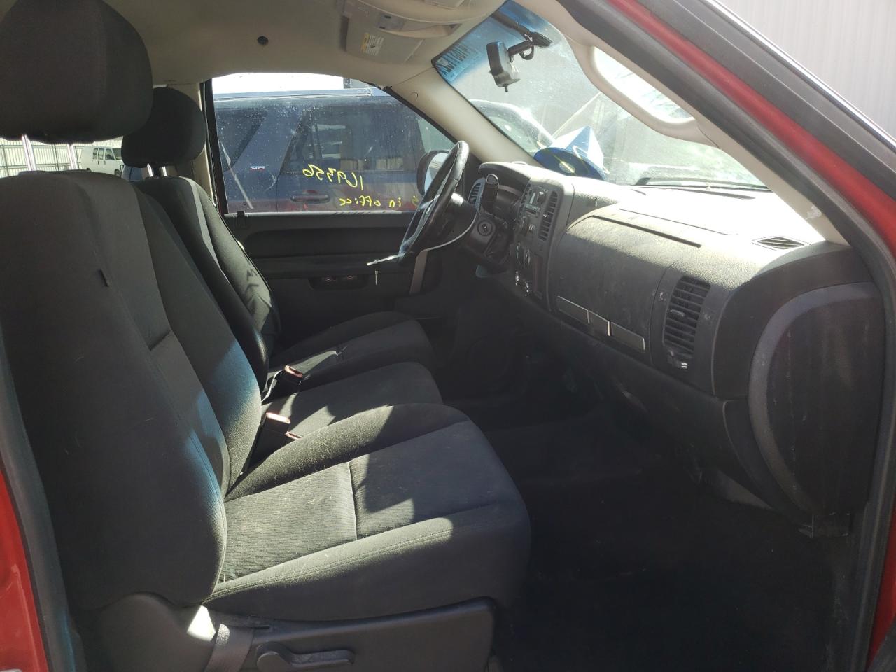 Photo 5 from auction – 2010 CHEVROLET SILVERADO with VIN 3GCRKSE38AG234450