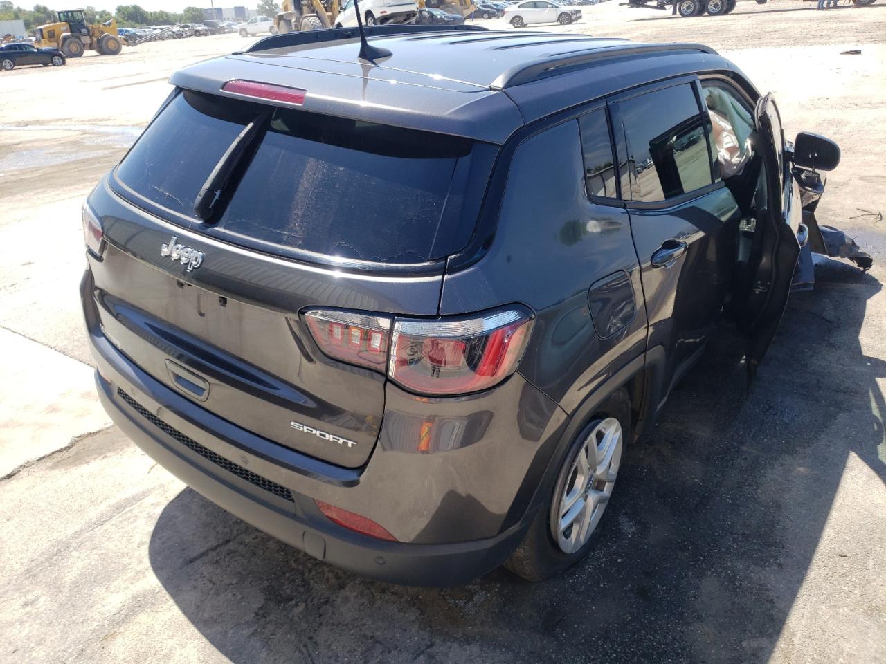 Photo 4 from auction – 2018 JEEP COMPASS SP with VIN 3C4NJCAB7JT271923