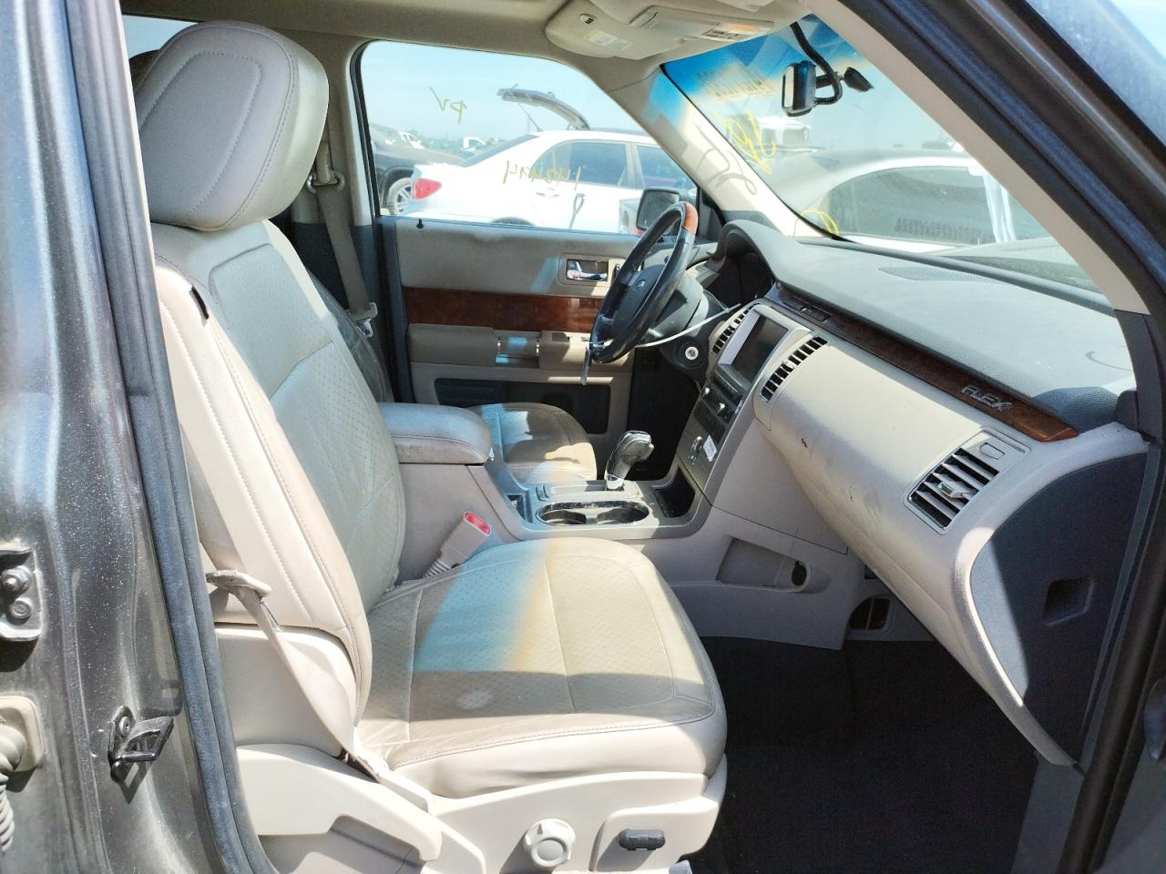 Photo 5 from auction – 2009 FORD FLEX LIMIT with VIN 2FMEK63C99BA20893