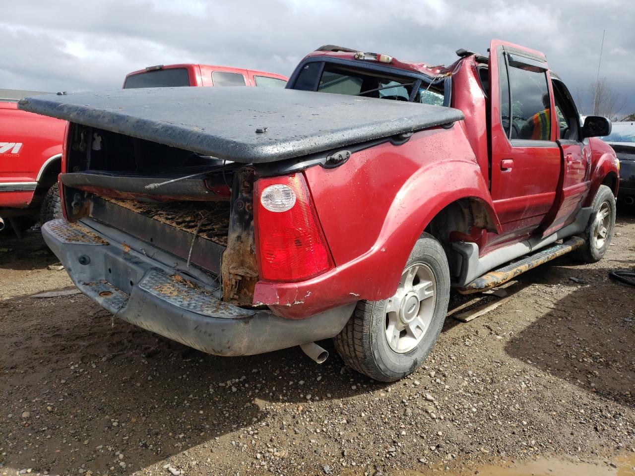 Фото 4 с аукциона – 2004 FORD EXPLORER S с VIN 1FMZU77K24UB71273