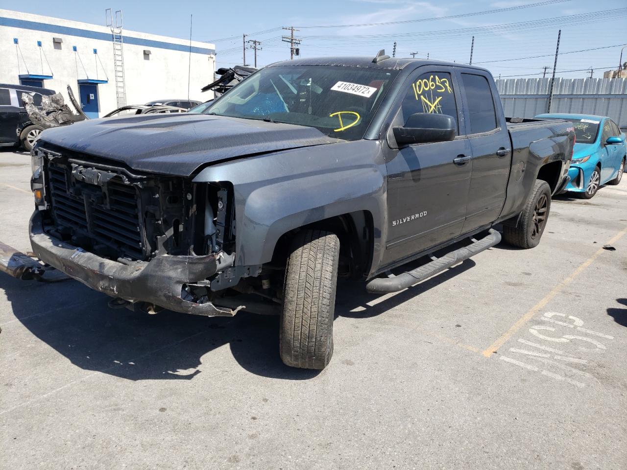 Photo 2 from auction – 2017 CHEVROLET SILVERADO with VIN 1GCVKREC5HZ259727