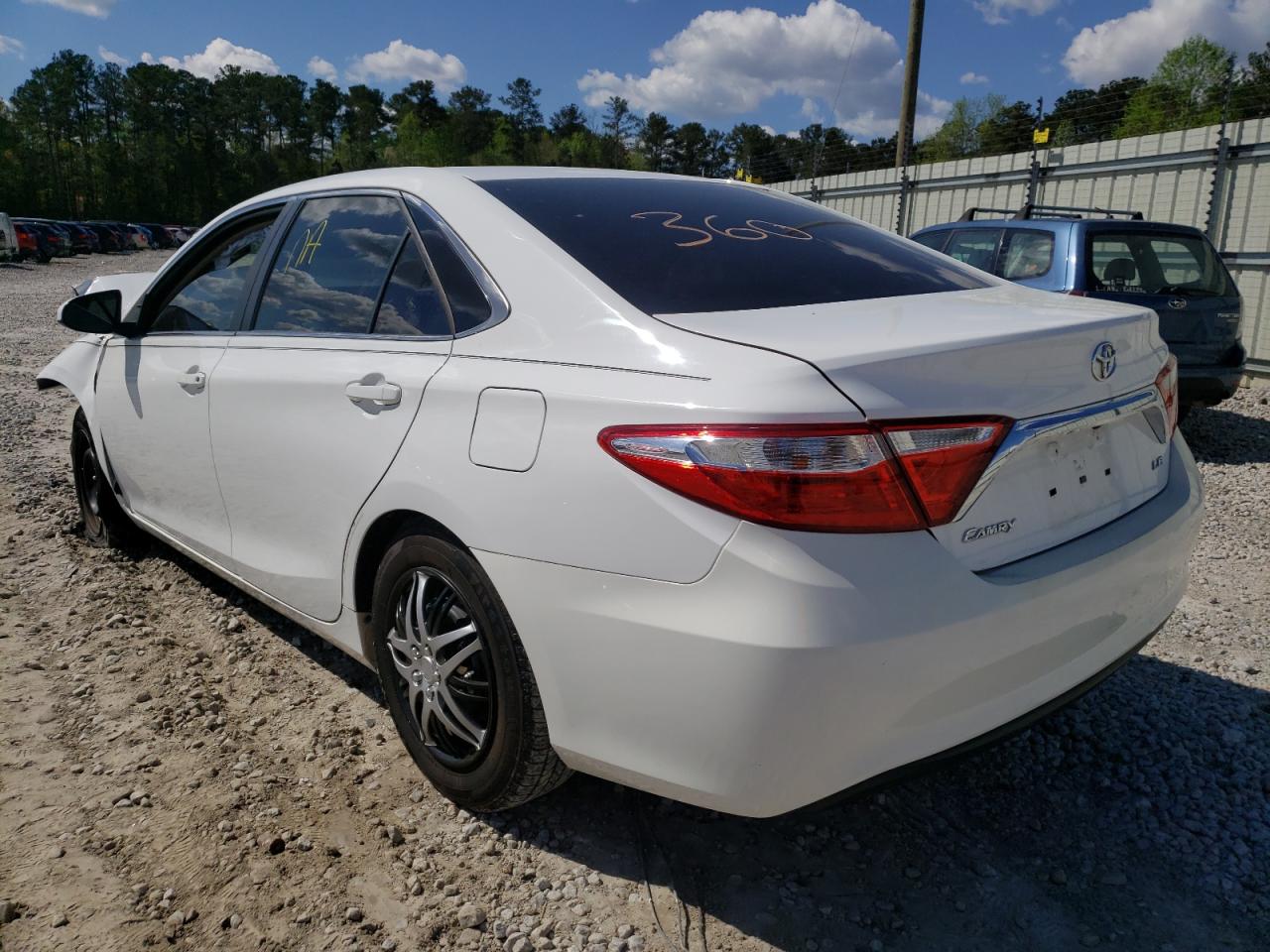 Photo 3 from auction – 2016 TOYOTA CAMRY LE with VIN 4T1BF1FK1GU539781