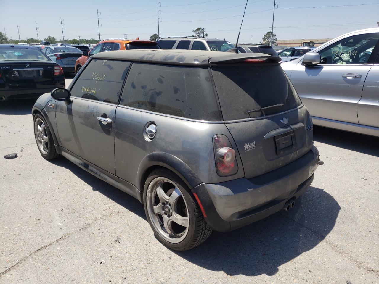 Photo 3 from auction – 2006 MINI COOPER S with VIN WMWRE33506TG99588