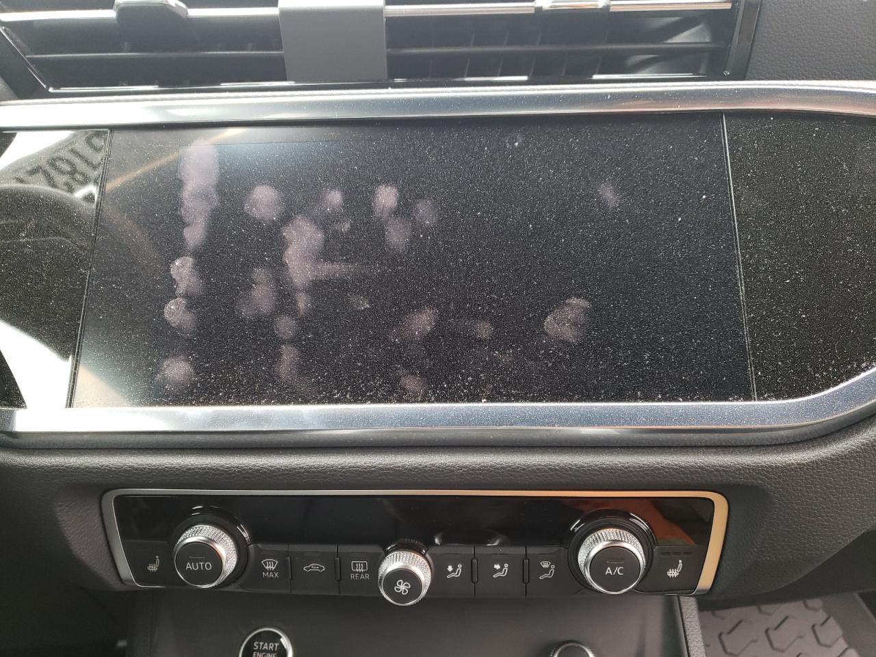 Photo 9 from auction – 2021 AUDI Q3 PREMIUM with VIN WA1DECF33M1017696