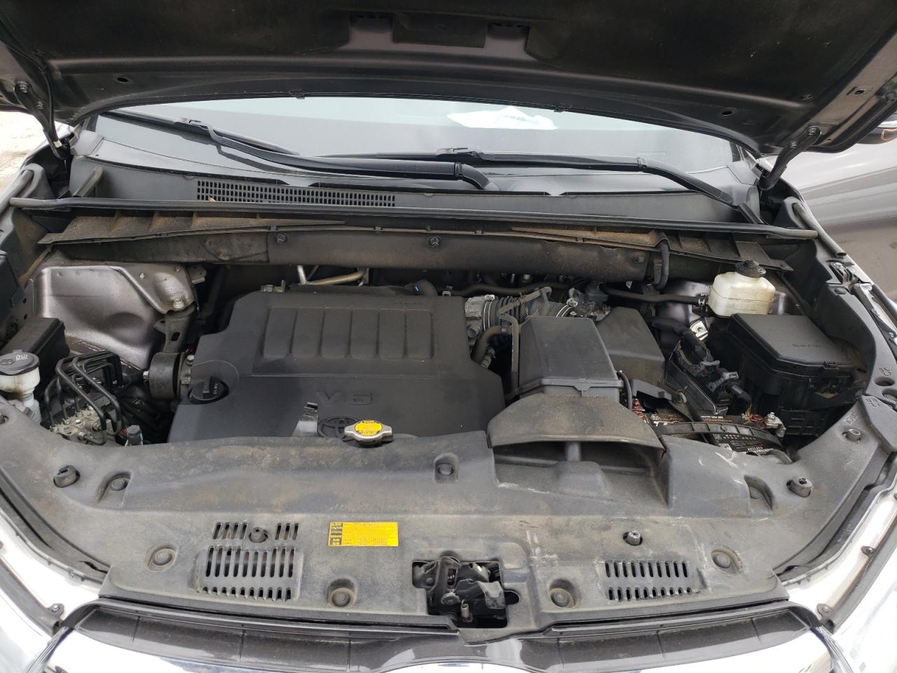 Photo 7 from auction – 2014 TOYOTA HIGHLANDER with VIN 5TDDKRFH6ES031786
