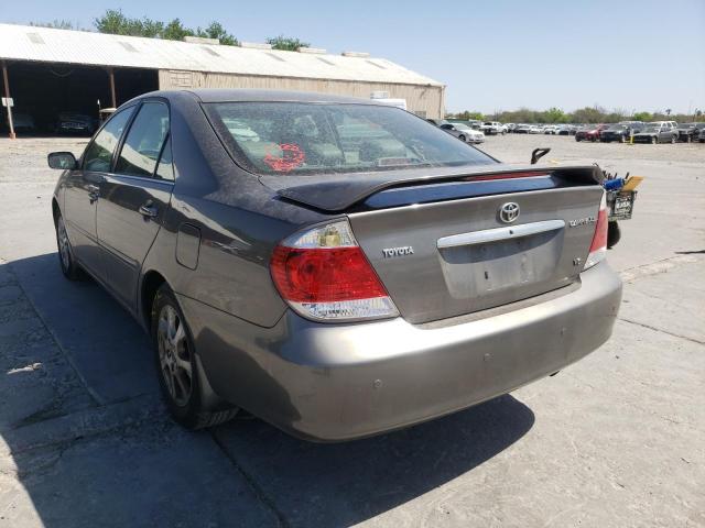 Photo 3 from auction – 2005 TOYOTA CAMRY with VIN 4T1BF32K15U617877