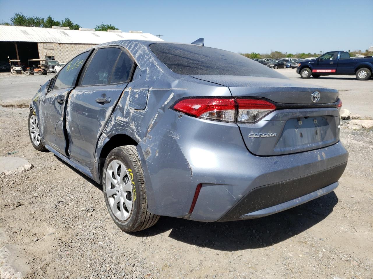 Photo 3 from auction – 2022 TOYOTA COROLLA LE with VIN 5YFEPMAE1NP281869