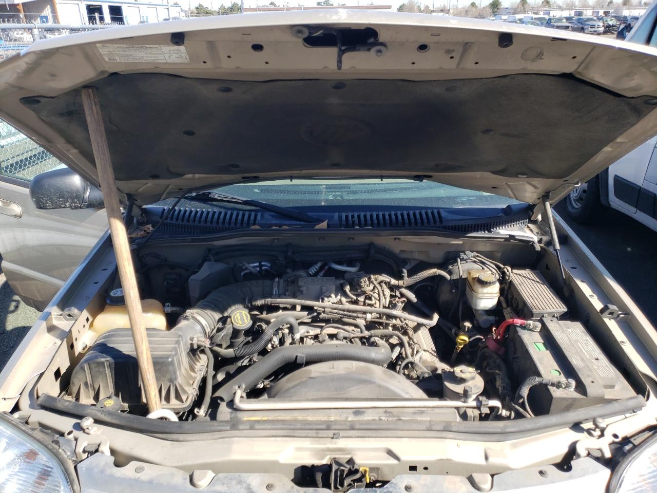 Фото 7 с аукциона – 2005 MERCURY MOUNTAINEE с VIN 4M2DU86W45ZJ06299