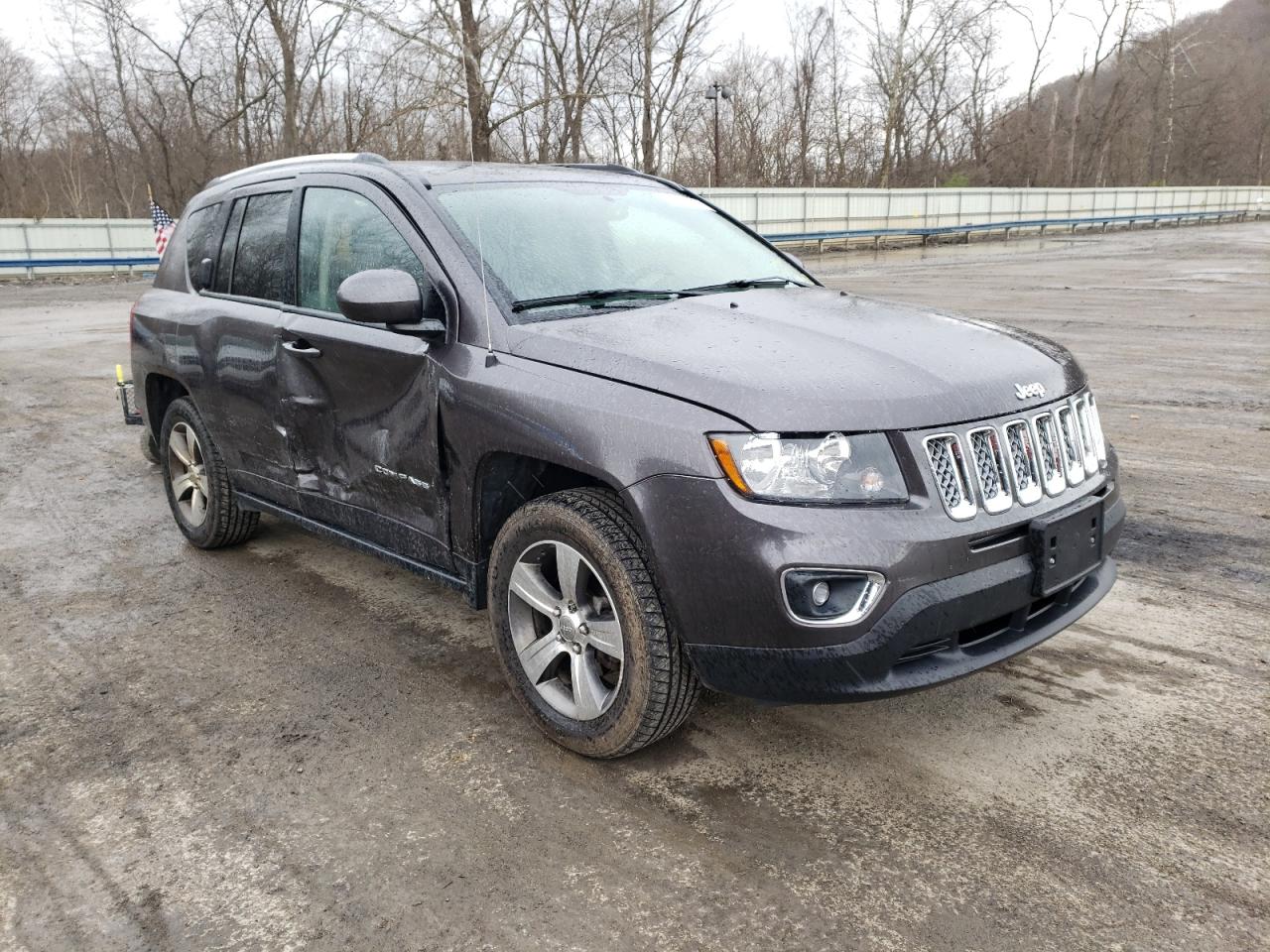 JEEP COMPASS LA 2017 with VIN 1C4NJDEB8HD192700 - Photo from auction