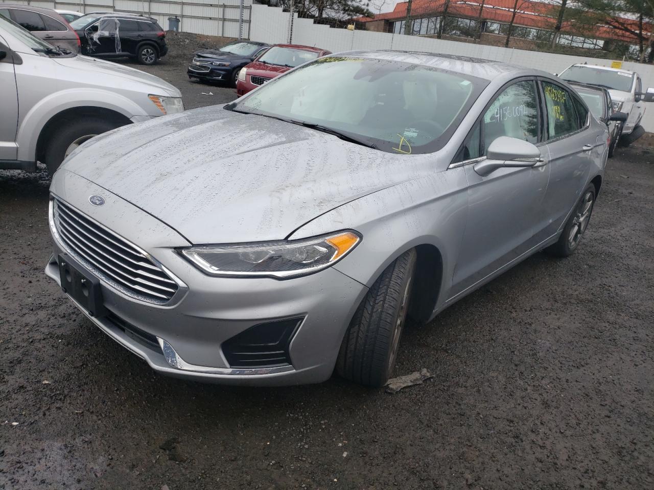 Photo 2 from auction – 2020 FORD FUSION SEL with VIN 3FA6P0CD9LR116876