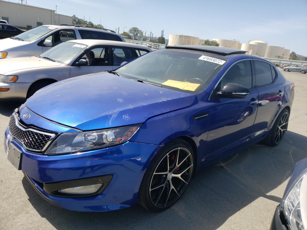 Photo 2 from auction – 2012 KIA OPTIMA SX with VIN 5XXGR4A66CG019752