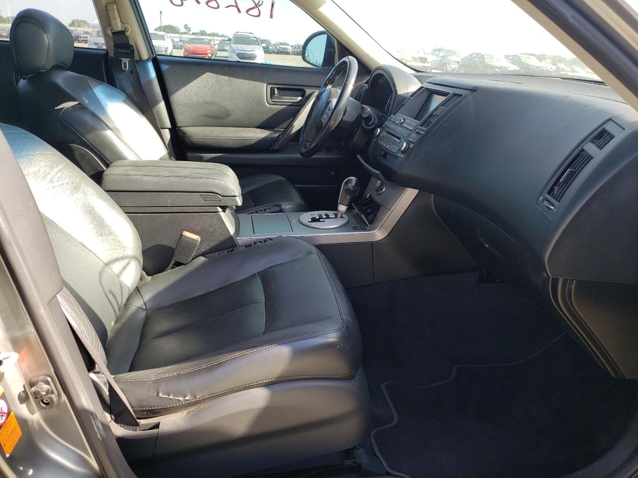 Photo 5 from auction – 2005 INFINITI FX35 with VIN JNRAS08U35X101652
