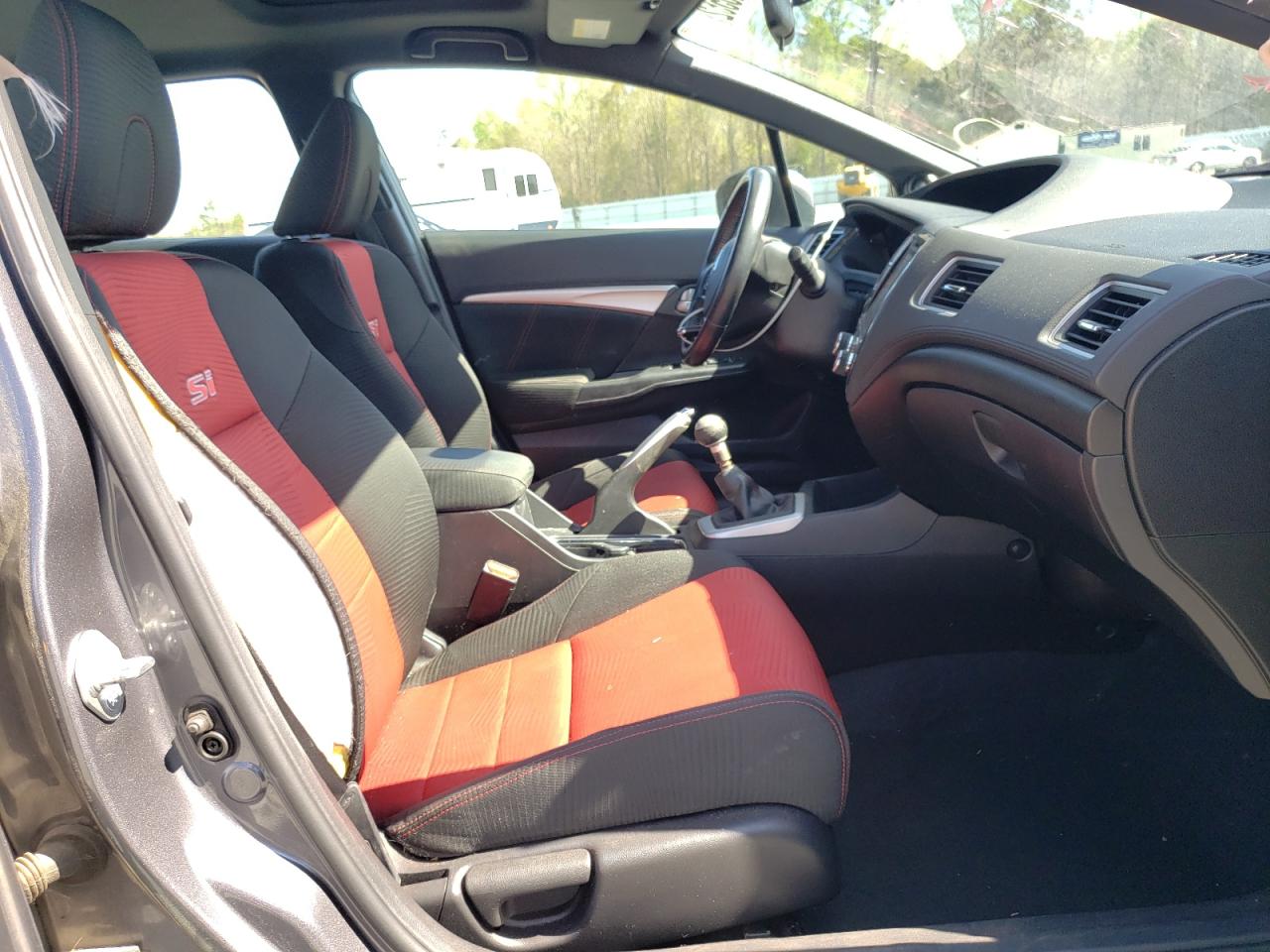 Photo 5 from auction – 2015 HONDA CIVIC SI with VIN 2HGFB6E53FH708759