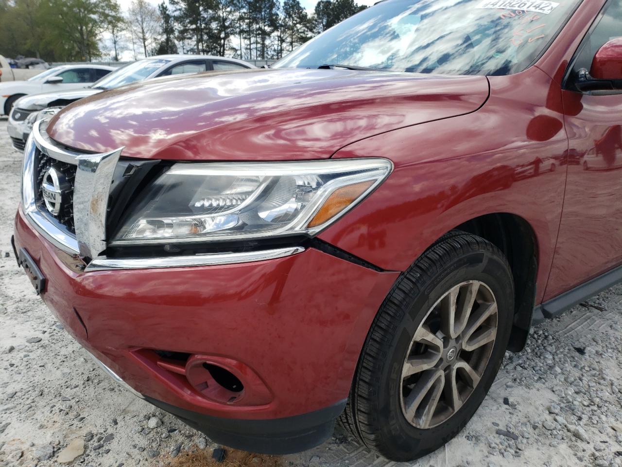 Photo 9 from auction – 2014 NISSAN PATHFINDER with VIN 5N1AR2MM2EC717455
