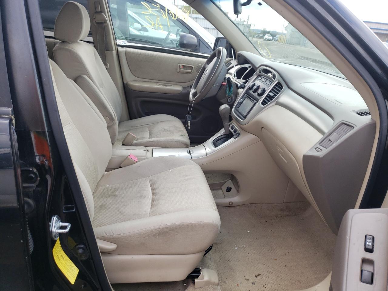 Photo 5 from auction – 2006 TOYOTA HIGHLANDER with VIN JTEEW21A260015501