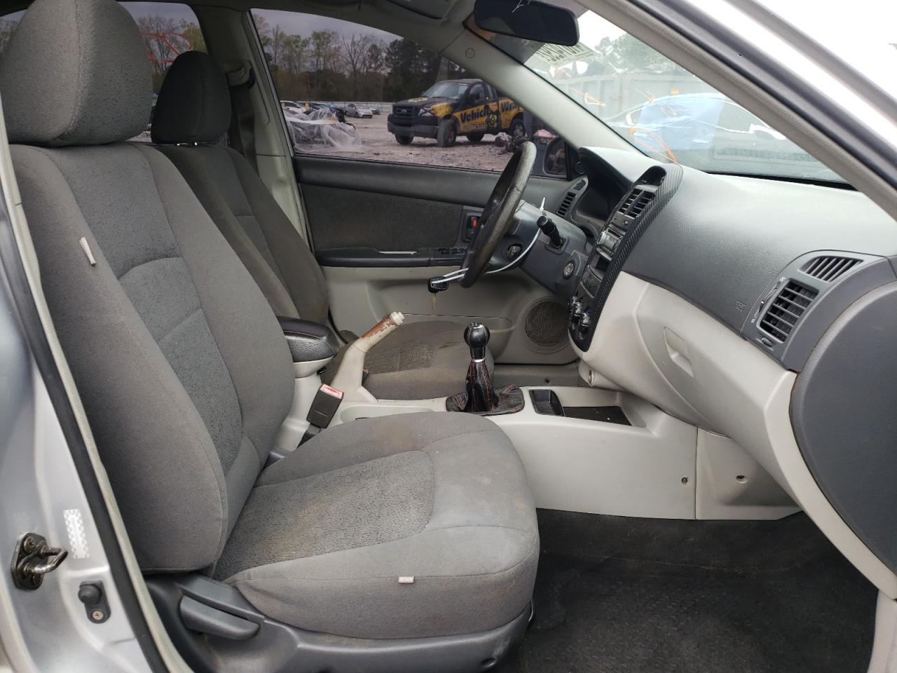 Photo 5 from auction – 2006 KIA SPECTRA LX with VIN KNAFE121765296957