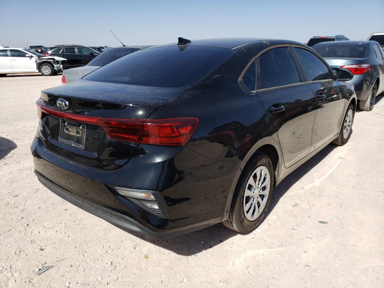 Photo 4 from auction – 2021 KIA FORTE FE with VIN 3KPF24AD6ME301219