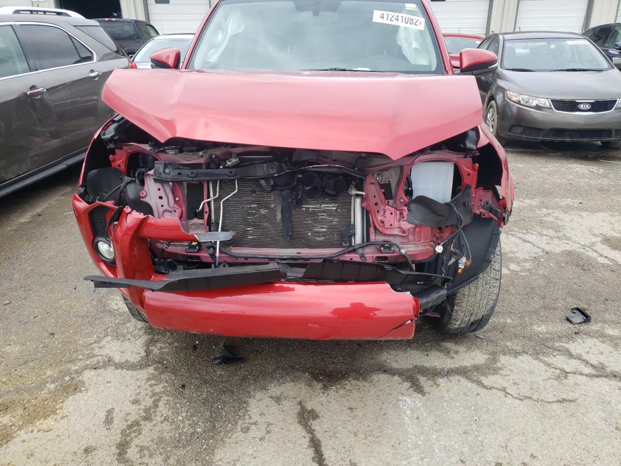 Photo 9 from auction – 2019 TOYOTA 4RUNNER SR with VIN JTEBU5JR2K5674871